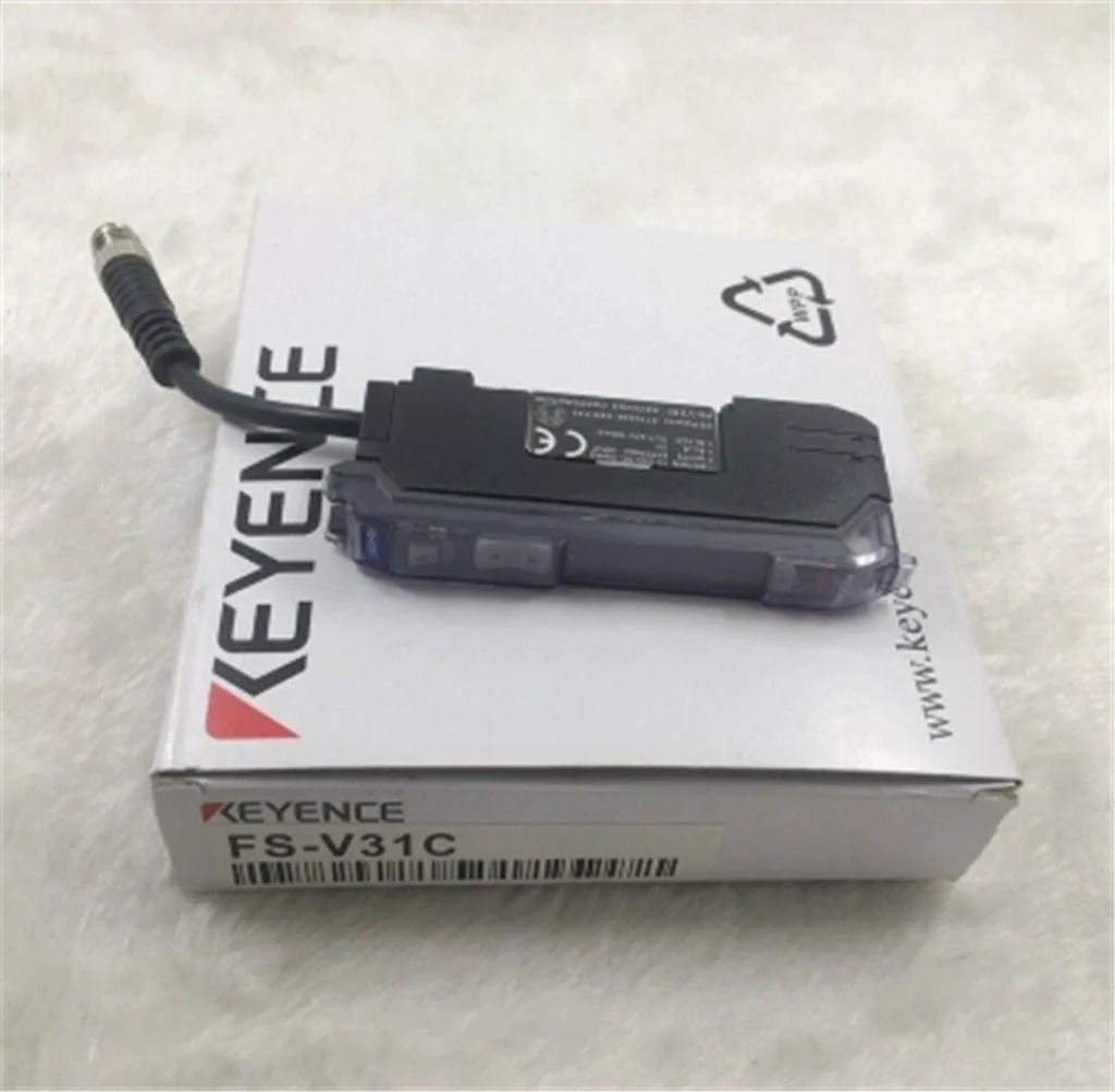 KEYENCE FS-V31C Sensor Amplifier New✦KD 1 s l1600 1374