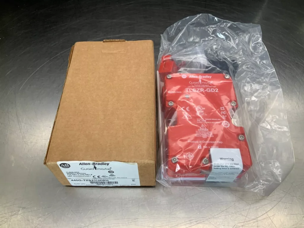 Allen-Bradley 440G-TZS21UPRH Guardmaster Safety Switch TLSZR-GD2 1 s l1600 296