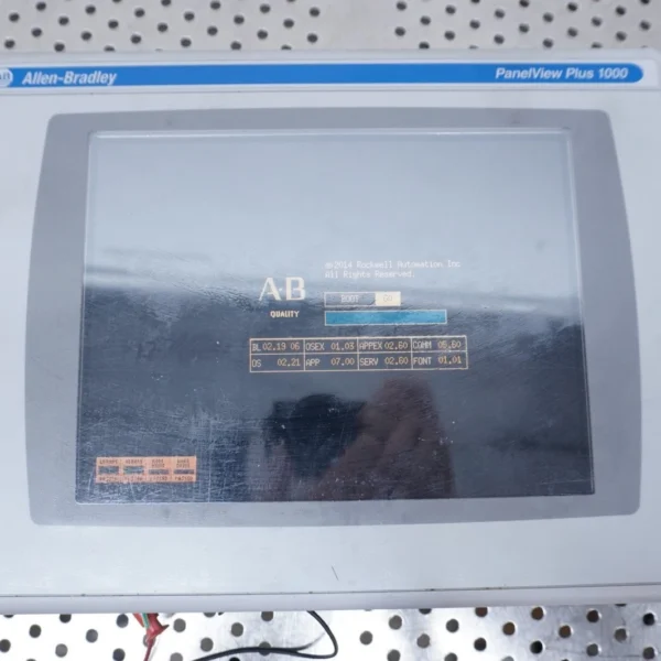 Allen Bradley panelview plus 1000 2711PC-T10C4D8 w/ 2711PC-RP8D Logic module