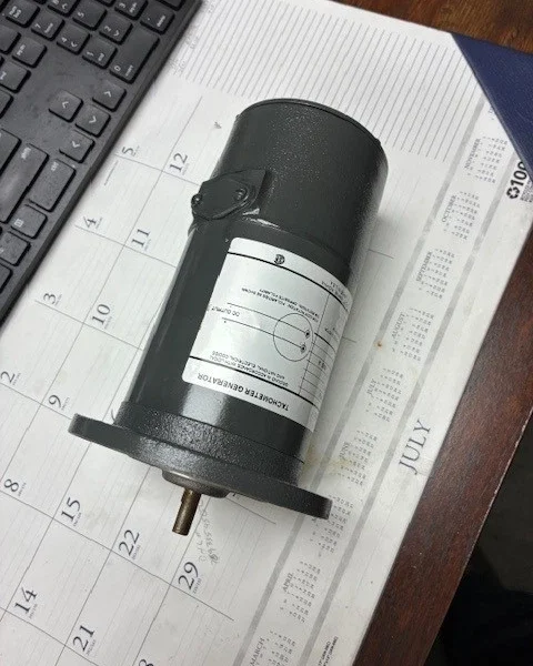 NEW LISTINGEXCELLON GE 5PY59JY2 DC TACH 50VDC/KRPM