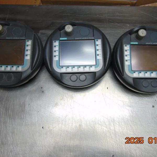 (1) SIEMENS 6AV6645-0BB01-0AX0 SIMATIC MOBILE PANEL 177 PN
Opens in a new window or tab