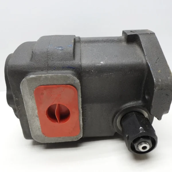 Dynamatic Sauer Danfoss Sundstrand Hydraulic Gear Pump C45.0L 38840 KV 26710 NEW