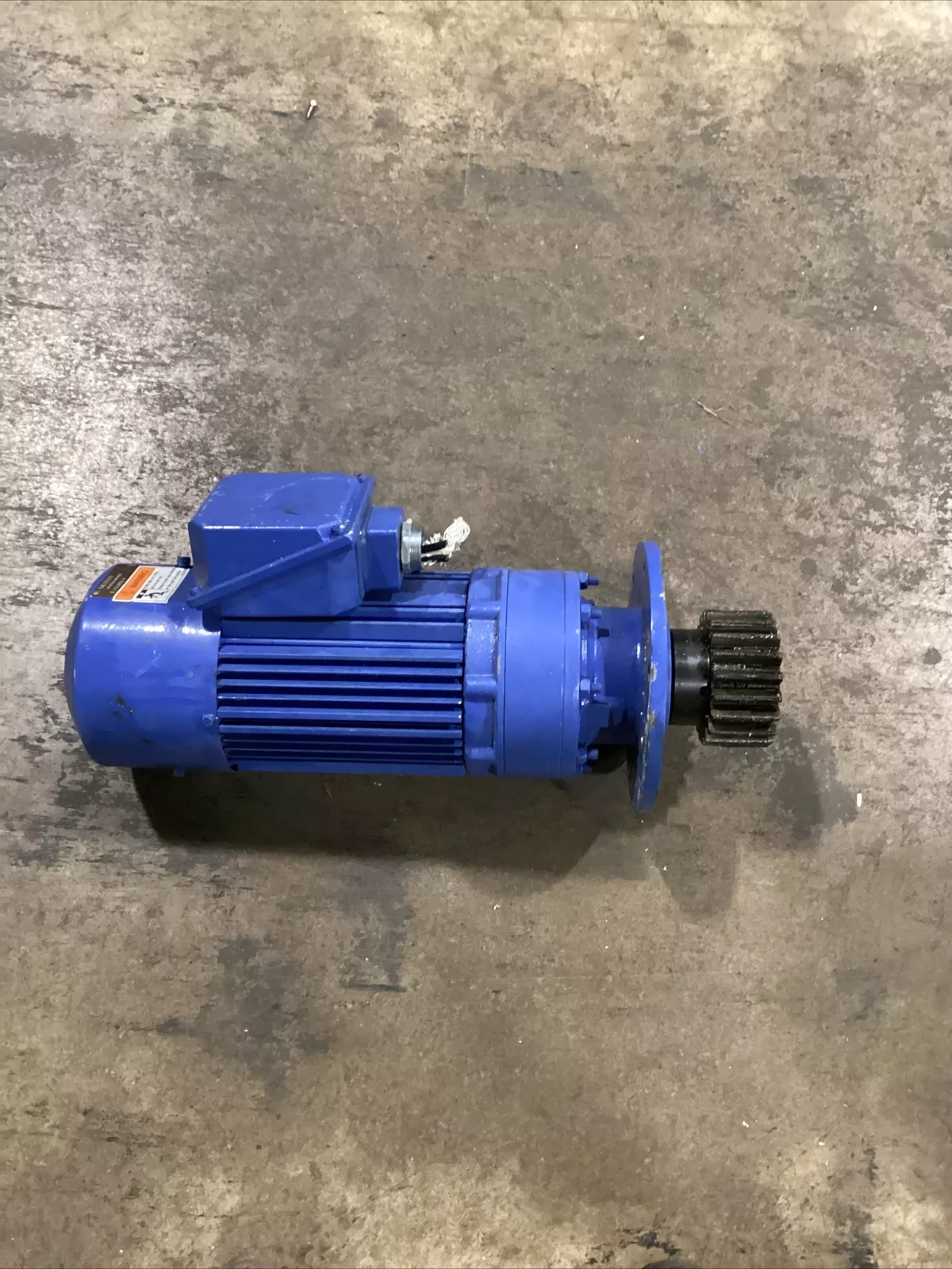 SUMITOMO TC-FX/FB-2B1 GEAR MOTOR 2 HP 230/460V CNVM2-6110-B-21 #2130FMLH22 1 CNVM2 6110 B 21 0