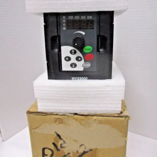 (1) MVX9000 EATON CORPORATION MVX003A0-4 / MVX003A04 (NEW IN BOX)