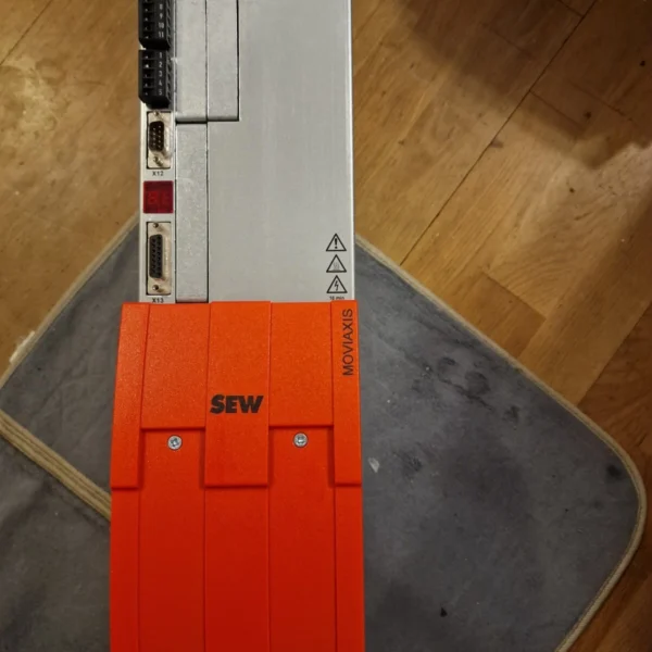 New Sew Eurodrive MXA82A-048-503-00 Axis Module Moviaxis