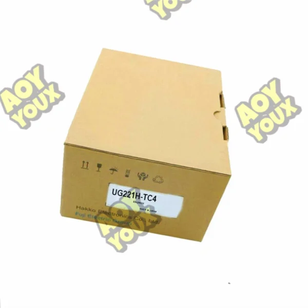 1PC New FUJI UG221H-TC4 PLC Module Touch Screen Panel Unit in box