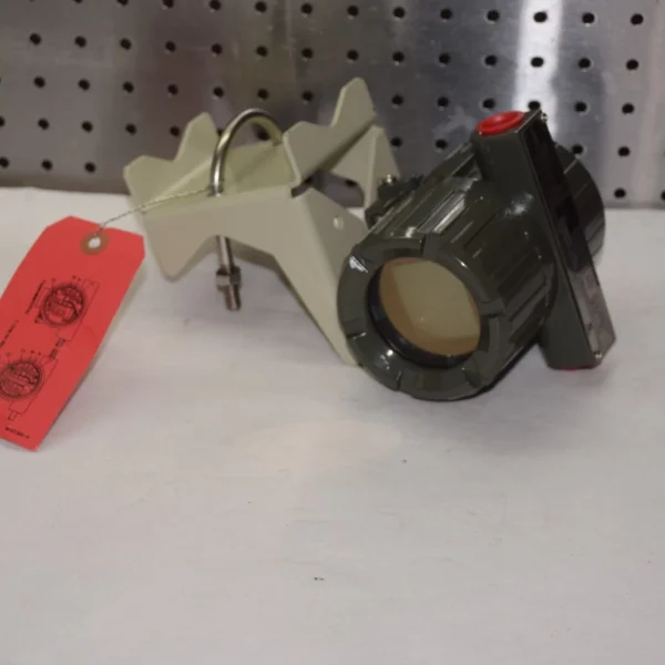 YEWFLOW DYA-D2D-S1/FF1 DYA D2D S1 FF1 4-20mA VORTEX FLOW METER CONVERTER NEW