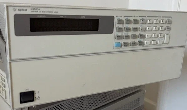 KEYSIGHT TECHNOLOGIES N3300A WITH TWO N3303A MODULES (USED)