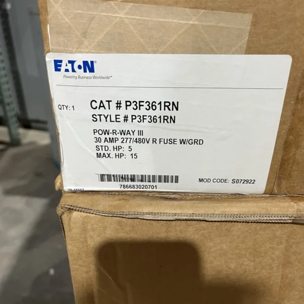 *NEW* P3F361RN Eaton Bus Plug 30 Amp 600 Volt, 3PH 4W 277/280v W Ground B945