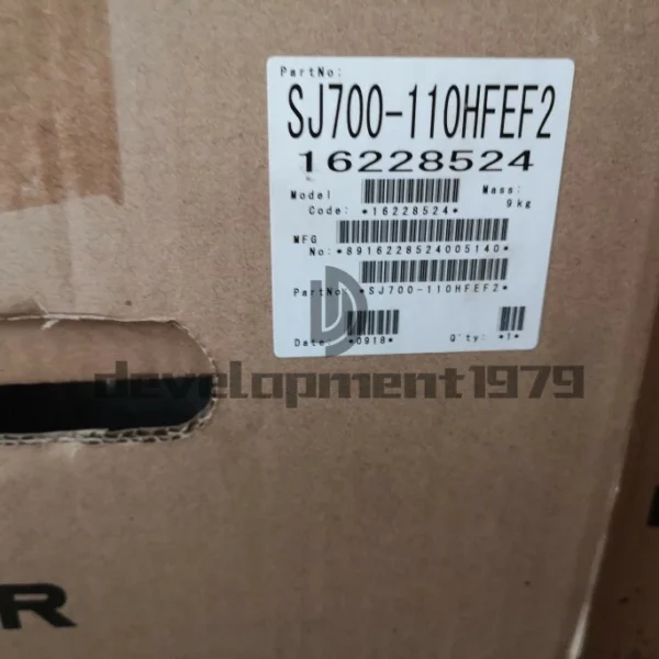 ONE NEW Hitachi SJ700-110HFEF2 SJ700110HFEF2 inverter 11KW