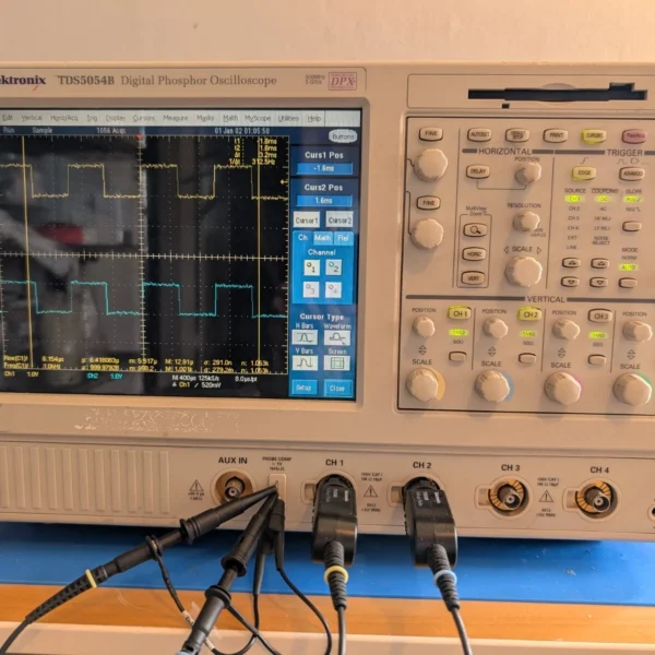 Tektronix TDS5054B DPO Digital Phosphor Oscilloscope 500MHz 4-Ch New HDD/RAM/PSU