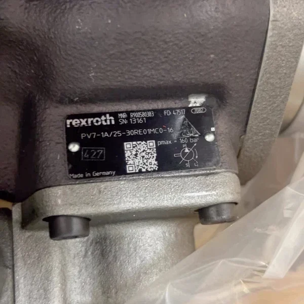 REXROTH R900580383 PV7-1A/25-30RE01MC0-16 vane pump