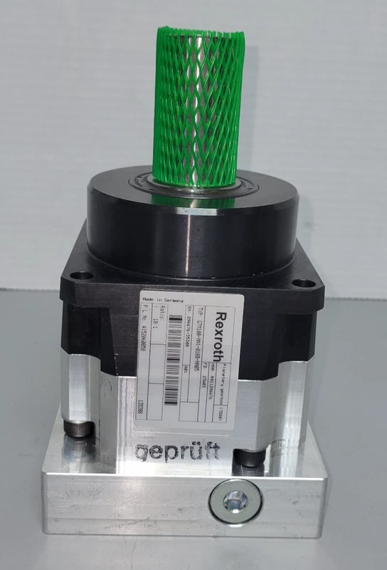 Bosch Rexroth Planetary Gearbox GTM100-NN1-010B-NN05 R911296676 (R23) 2 GTM100 NN1 010B NN05 0