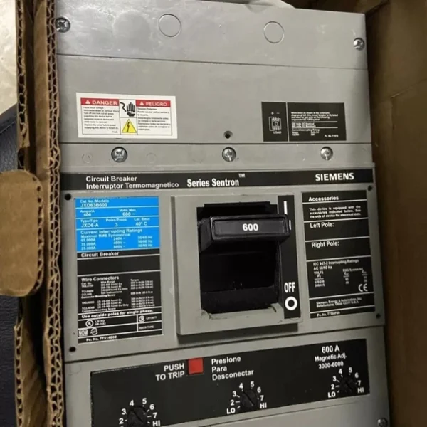 SIEMENS JXD63B600 CIRCUIT BREAKER NEW IN BOX. LUGS INCLUDED