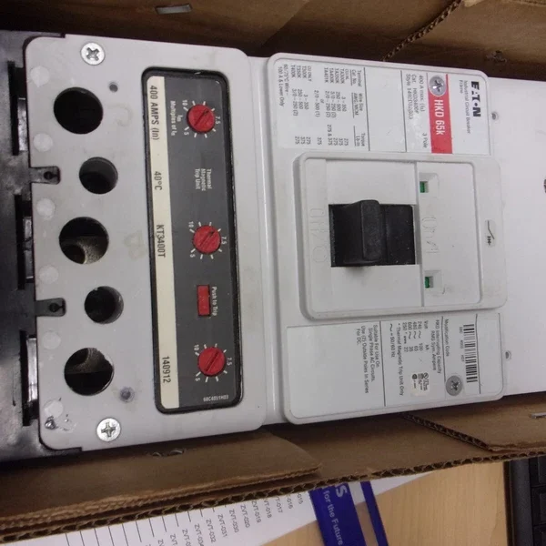 Eaton Cutler-Hammer KD-3400F Circuit Breaker K-Frame 3 Phase 400 Amp W/trip unit