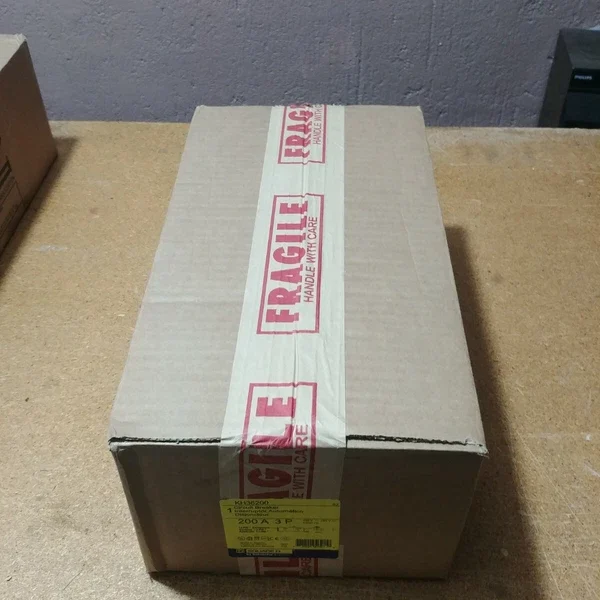 Square D KH36250 circuit breaker