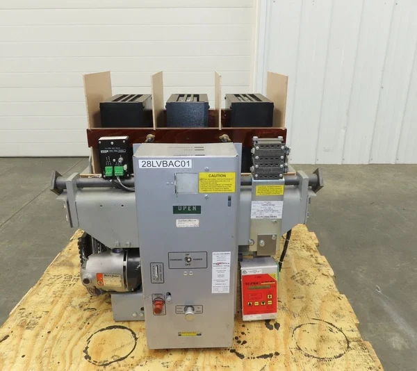 Allis Chalmers LA-3000 Air Circuit Breaker 600VAC 3000A 3 Pole AC Pro Quick Trip