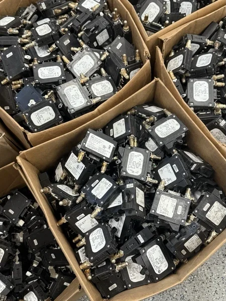 AIRPAX LELK1 Circuit Breaker Lots