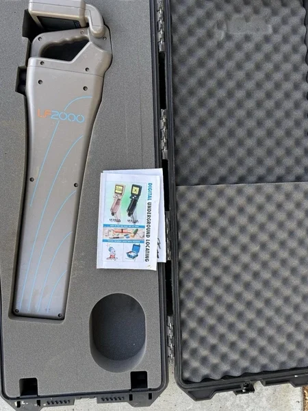 Prototek LF2000 Utility Line Locator Underground Cable Detector with Case
