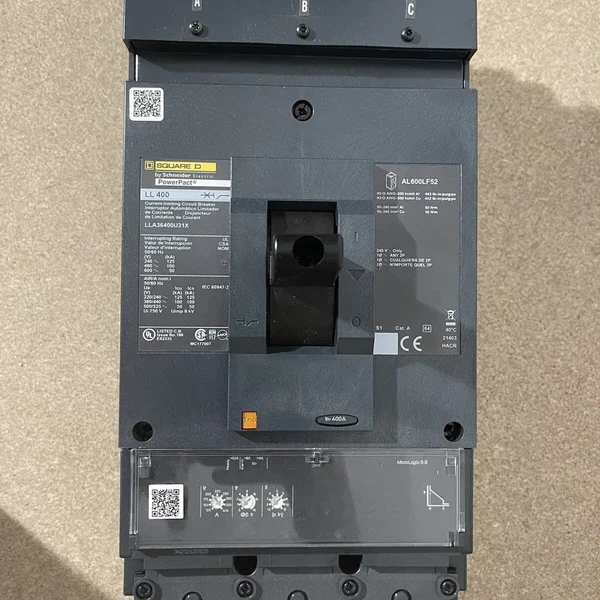 Square D LLA36400U31X PowerPacT Circuit Breaker 400A 600V 3P New (SAME Day)
