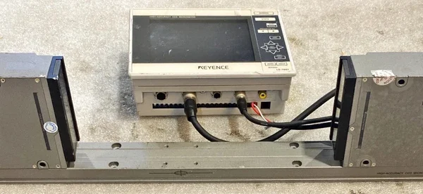 Keyence LS-7601 Display & 2 LS-7070M LED CCD Micrometer System FREE SHIP (READ)