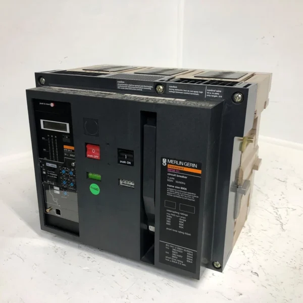 Merlin Gerin MP08H1 800A MasterPact LSI Circuit Breaker w/ 600 Amp Plug MP08 H1