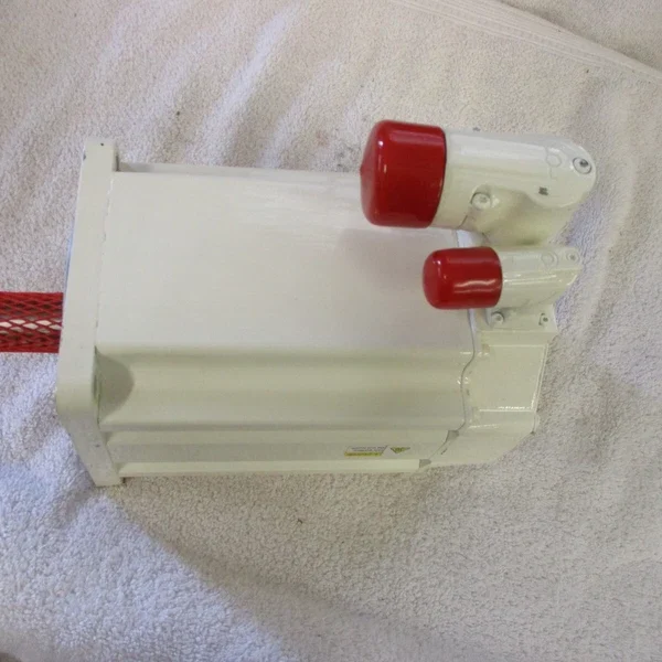 Allen Bradley Servo Motor 4000RPM MPF-B540K-SJ72BA