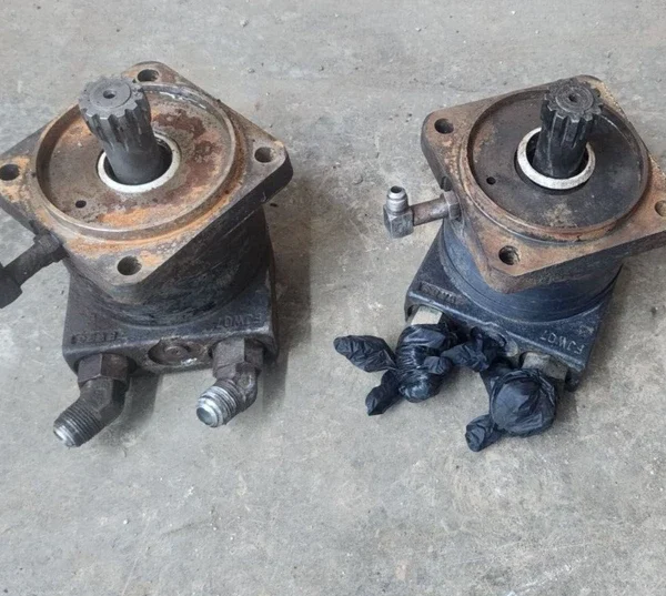 Used Hydraulic Drive Motor-Right Hand or Left Hand - Bobcat