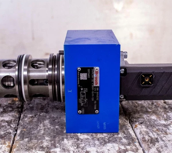 Rexroth Cartridge Valve 3WRCBH 32 V380M-10/M-128 0811402702 1837001263