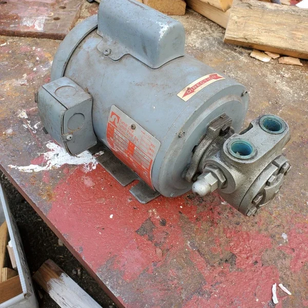 TUTHILL B2788-3 PUMP ASSEMBLY 2L4-48412 FRAME 55 DEGREE RISE 00LEV-A PUMP