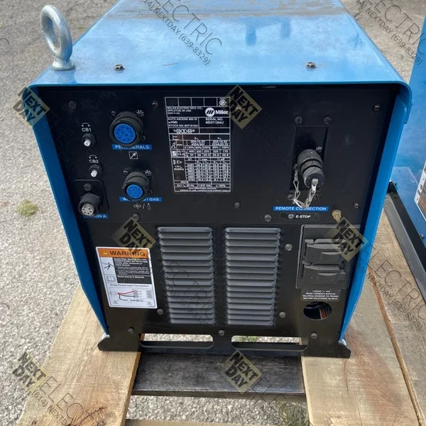 Miller Auto Axcess 300-DI Digital Robot Power Source Welder Welding Supply