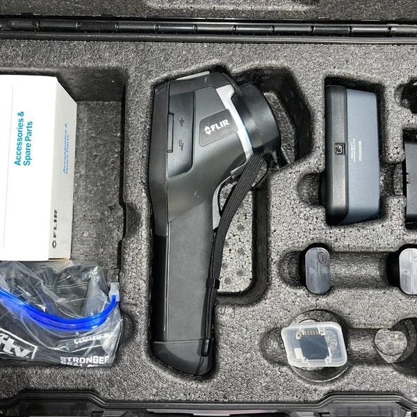 FLIR E60 320x240 Infrared Camera with Carrying Case, Sun Shield and 2 Batteries