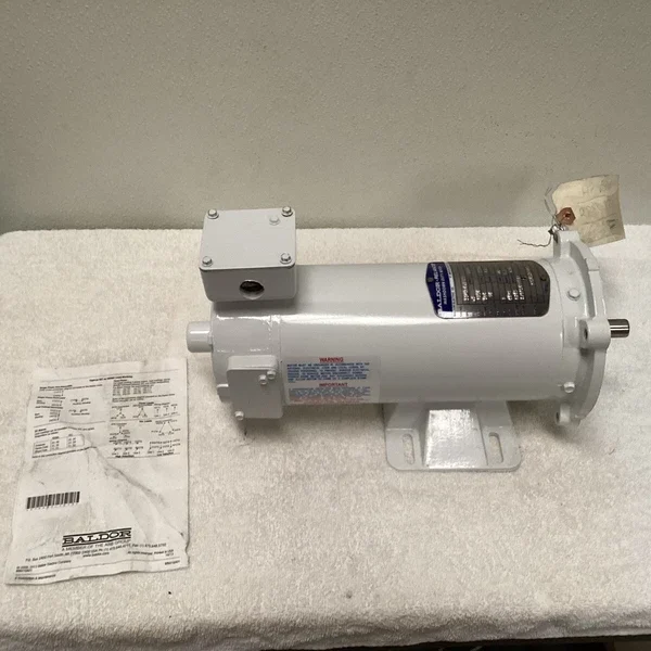 1/2 H.P. Baldor Washdown Motor CDPWD3330 / 33-2607Z122. 90 Volts DC.