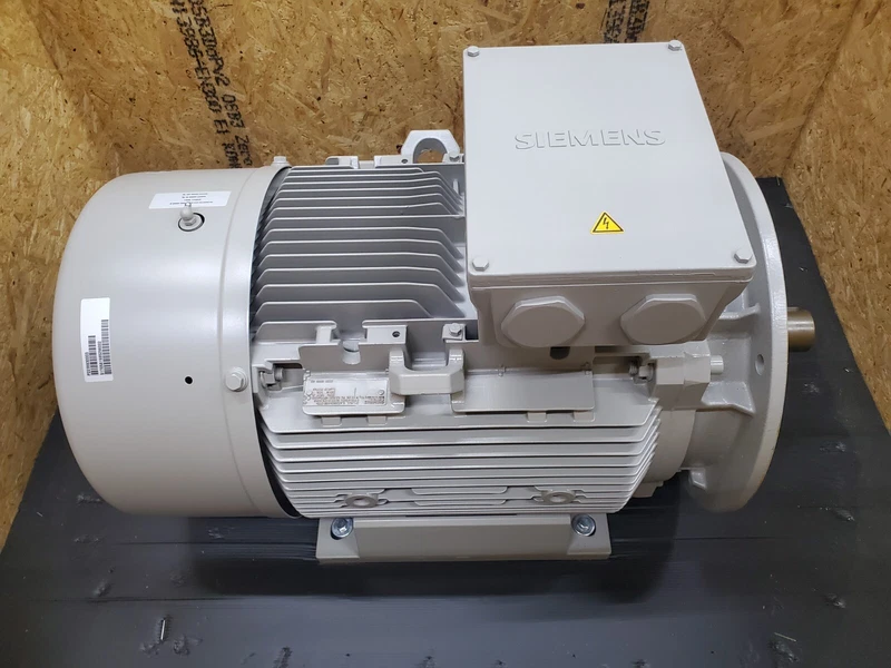 Siemens Electric Motor, 40HP, 30KW 3545RPM, 3PH, 480V, 60HZ, 200L, TEFC 2 3545RPM 0