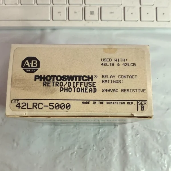 New Allen Bradley 42LRC-5000 SER.B PHOTOSWITCH 5000 Photoelectric Sensor NIB