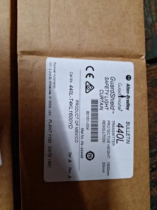 ALLEN BRADLEY Light Curtain 440L-T4KL 1600YD & R4KL SET 2 440L T4KL 0