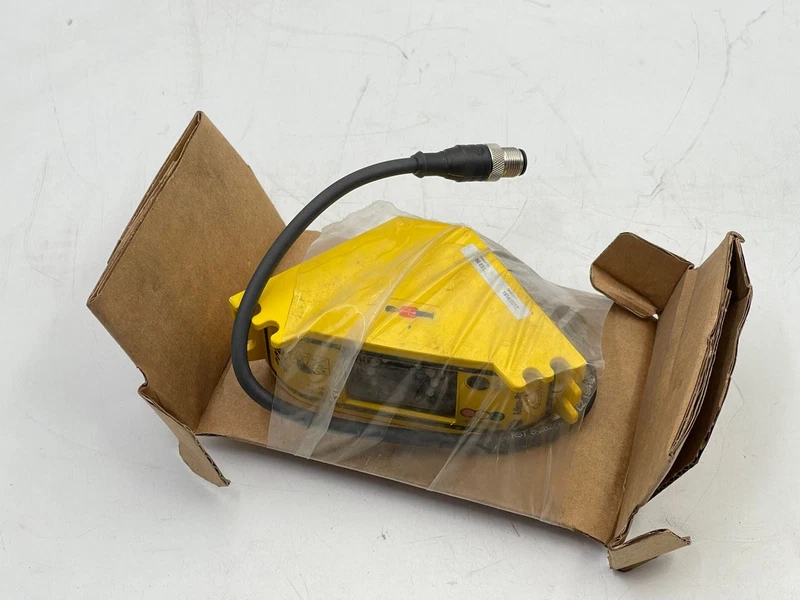 ALLEN BRADLEY 442L-SAFCAM1 SC300 126159 24VDC 20 ms IP54 SAFETY SENSOR - NEW 2 442L SAFCAM1 0