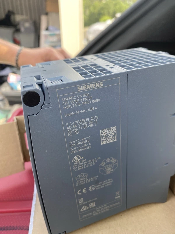 Siemens 6ES7516-3FN01-0AB0 6ES7 516-3FN01-0AB0 SIMATIC S7-1500F 1516F-3 CPU 2 6ES7516 3FN01 0AB0 0