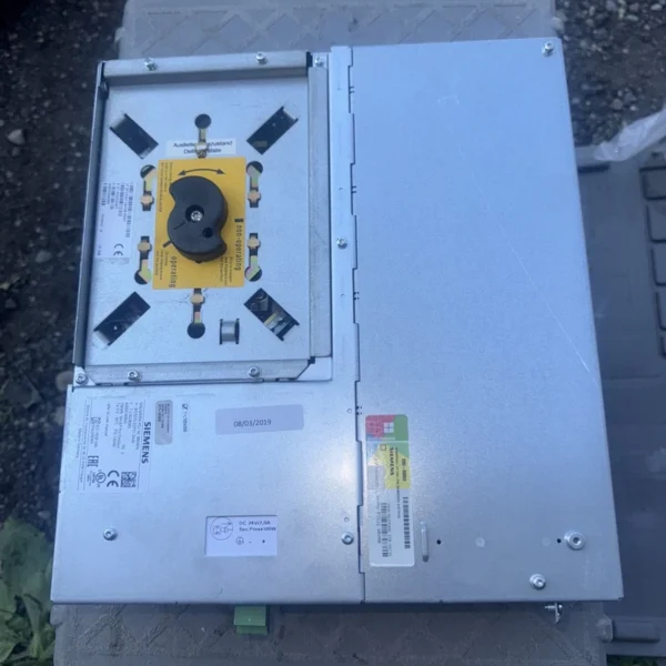 SIEMENS 6FC5210-0DF21-2AA0 PCU50 / 6FC52100DF212AA0 Removed From Working Machine