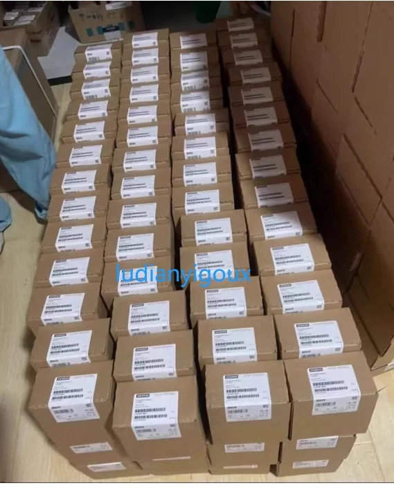 BRAND NEW 7ML5221-1DA11 IN US STOCK FREE SHIPPING 2 7ML5221 1DA11 0