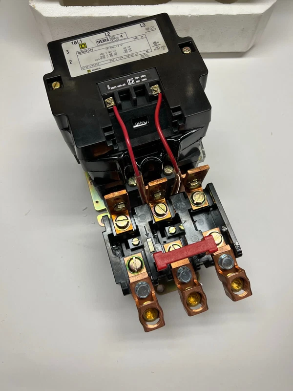NEW Square D 8536SF01S NEMA 4 Motor Starter AC 100HP 600V Phase Coil Contactor 2 8536SF01S 0