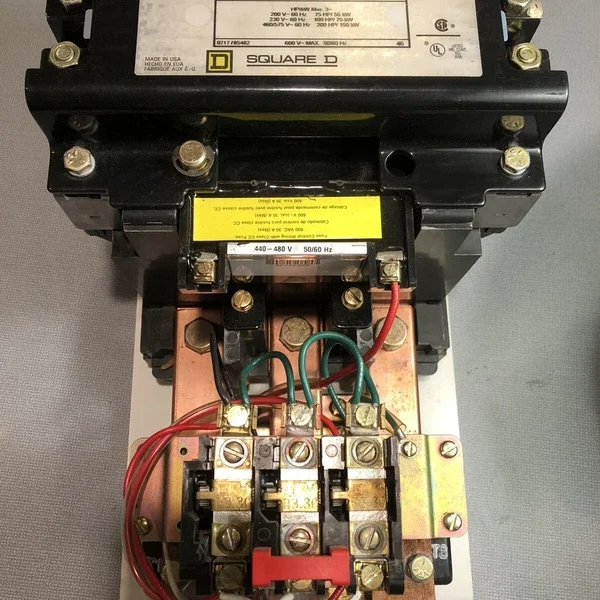 Nice Clean Square D 8536SGO1S Size 5 Motor Starter 120 V Coil 600 V 3 PH 200 HP
