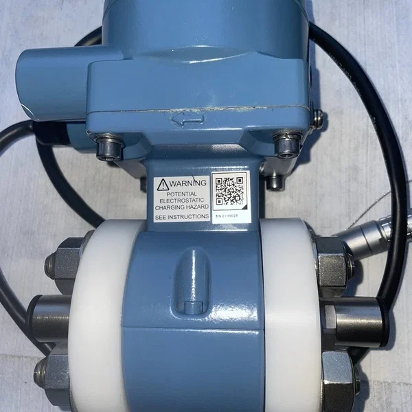 Rosemount 8711ASE15FR1N5MK3 New In Original Box Magnetic Flow Meter Wafer Sensor