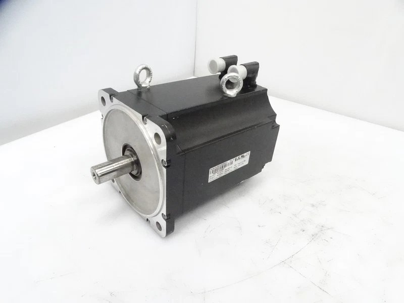 B&R 8LSA75.EA030D600-3 SERVO MOTOR 2 8LSA75EA030D600 3 0