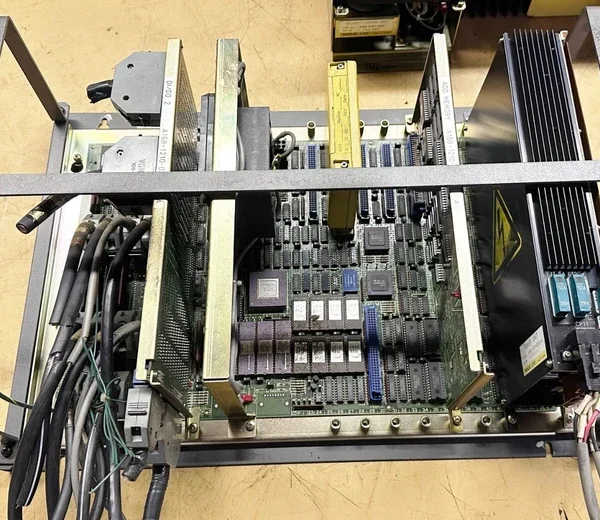 FANUC A16B-1010-0040/090 CONTROLLER MOTHERBOARD