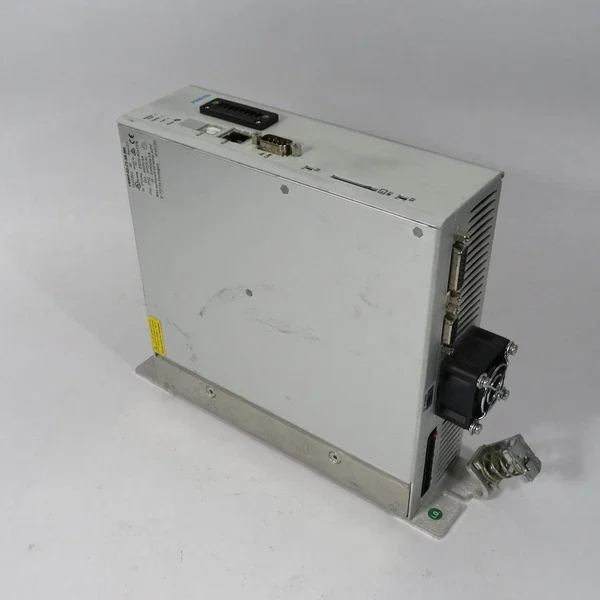 Festo 1622902 CMMP-AS-C5-3A-M0 Motor Controller 3Ph 0-270V 5A SHELF WEAR NOP