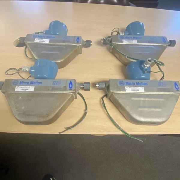 Model CNG050s291NWBAEZZZ Micro Motions Mass Flow Sensor