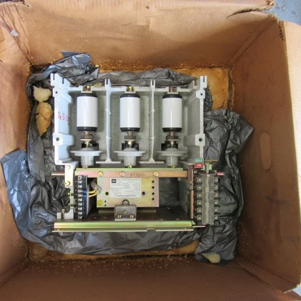 TOSHIBA CV-5HA ,VACUUM CONTACTOR, 400A/ 5.0kV/ 120V CONTROL, NOS! MAKE OFFER!