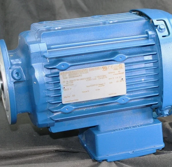 One (1) SEW DRE80M4/FG Eurodrive AC Motor DR Series 1HP 4P 3PH USA NEW