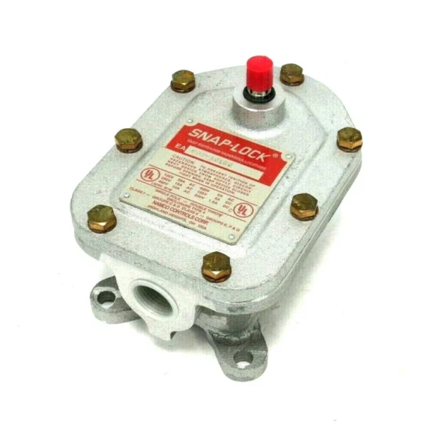 NEW NAMCO EA800-10150 SNAP-LOCK LIMIT SWITCH EA80010150